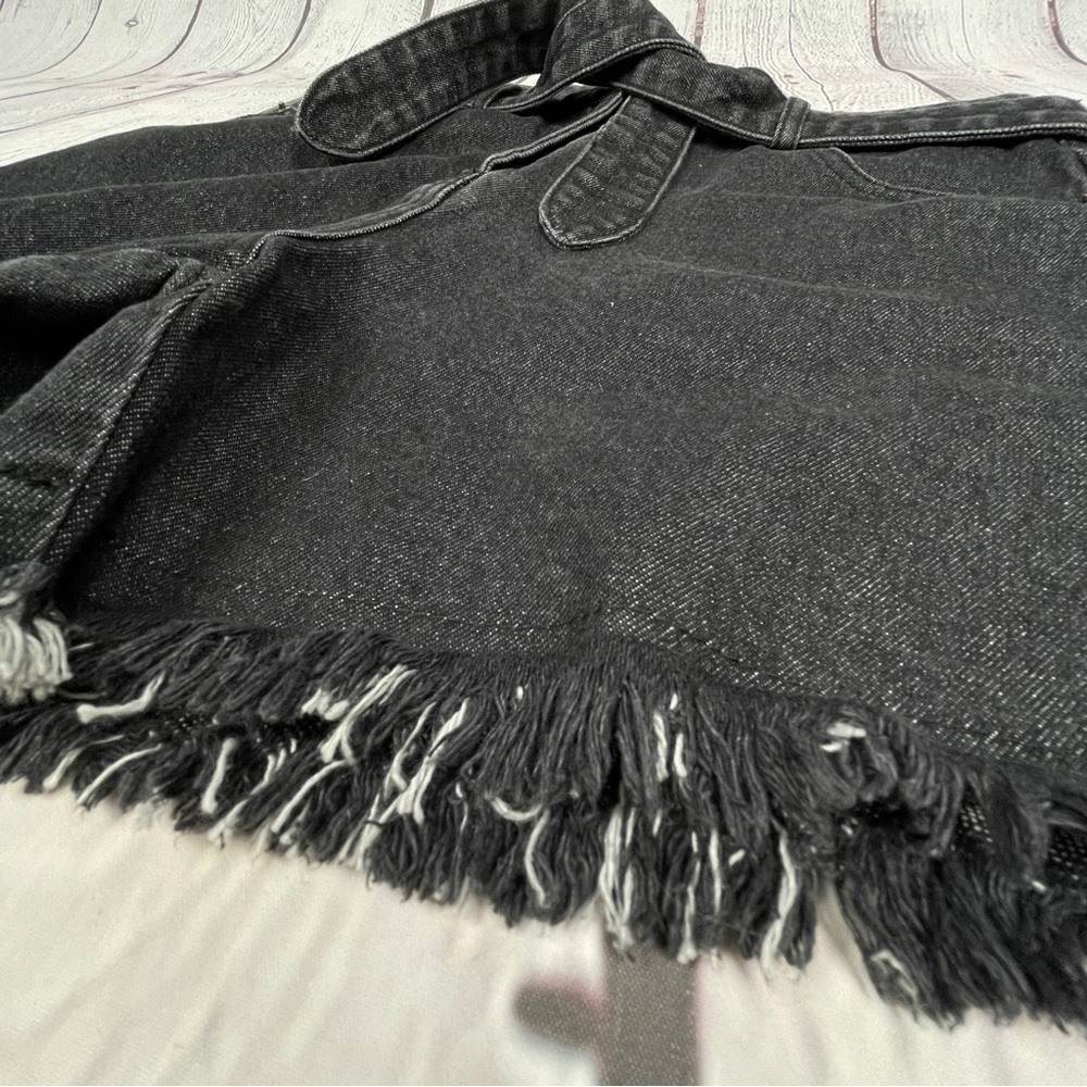 ETOPHE STUDIOS black denim belted high waisted shorts with fringe, size M - Picture 5 of 14